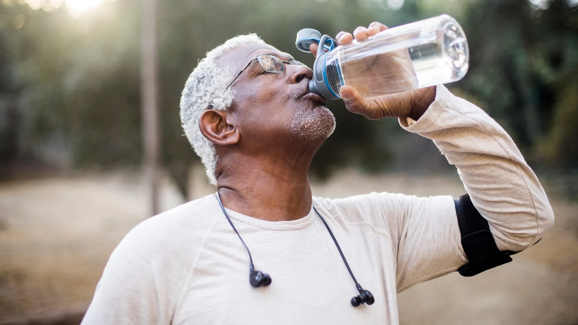 Learn how hydration may influence tinnitus flare-ups, discover healthy lifestyle habits that support hearing wellness, and find out when to seek care from a hearing health professional.